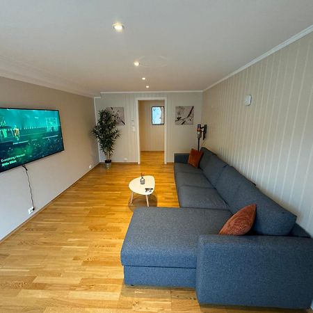 Charming 3-Bedroom Apartment In The Heart Of 크리스티안순 외부 사진